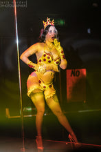 Load image into Gallery viewer, Pizza Mama Burlesque Performance