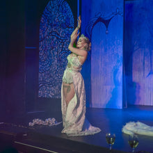 Load image into Gallery viewer, Snow Supreme Burlesque Performance