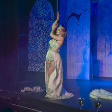 Load image into Gallery viewer, Snow Supreme Burlesque Performance
